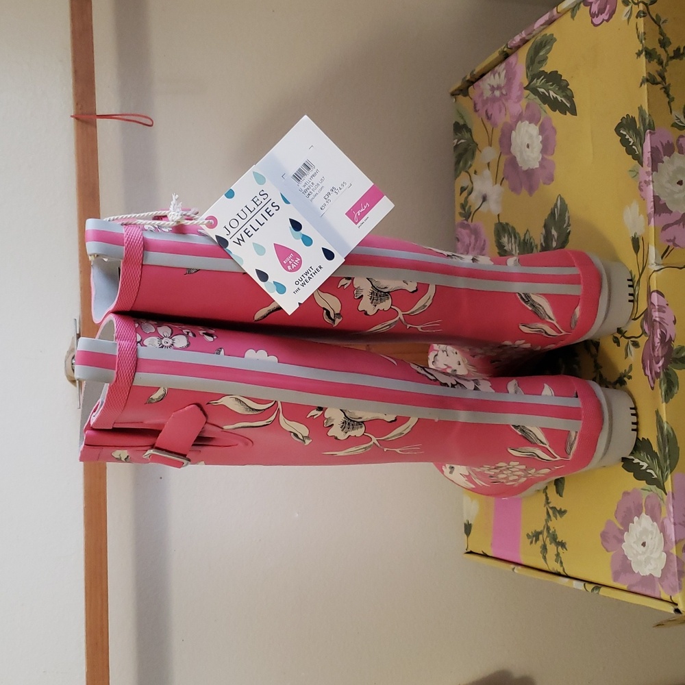 Joules Womans Pink W/ White Floral Print Rain Boots - Picture 4 of 11